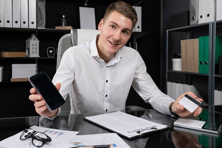 Менеджер по продажам и его зарплата